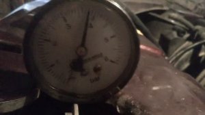 Замер давления топлива на 21124  1,6 16кл  рампа без обратки, давление  3,8 бар