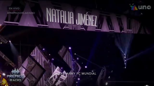 Natalia Jiménez canta HERMOSO CARIÑO en el Homenaje a Vicente Fernandez | Premios de la Radio 2021 смотреть онлайн