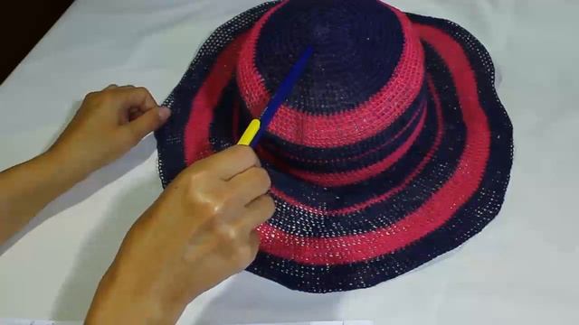 Невероятно лёгкий способ вязания шляпы / Пляжная шляпа с описанием . смотреть онлайн