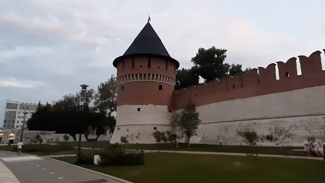 Тула. Прогулка по Казанской набережной. Кремлевскй парк смотреть онлайн