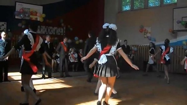 Russian school dance 10