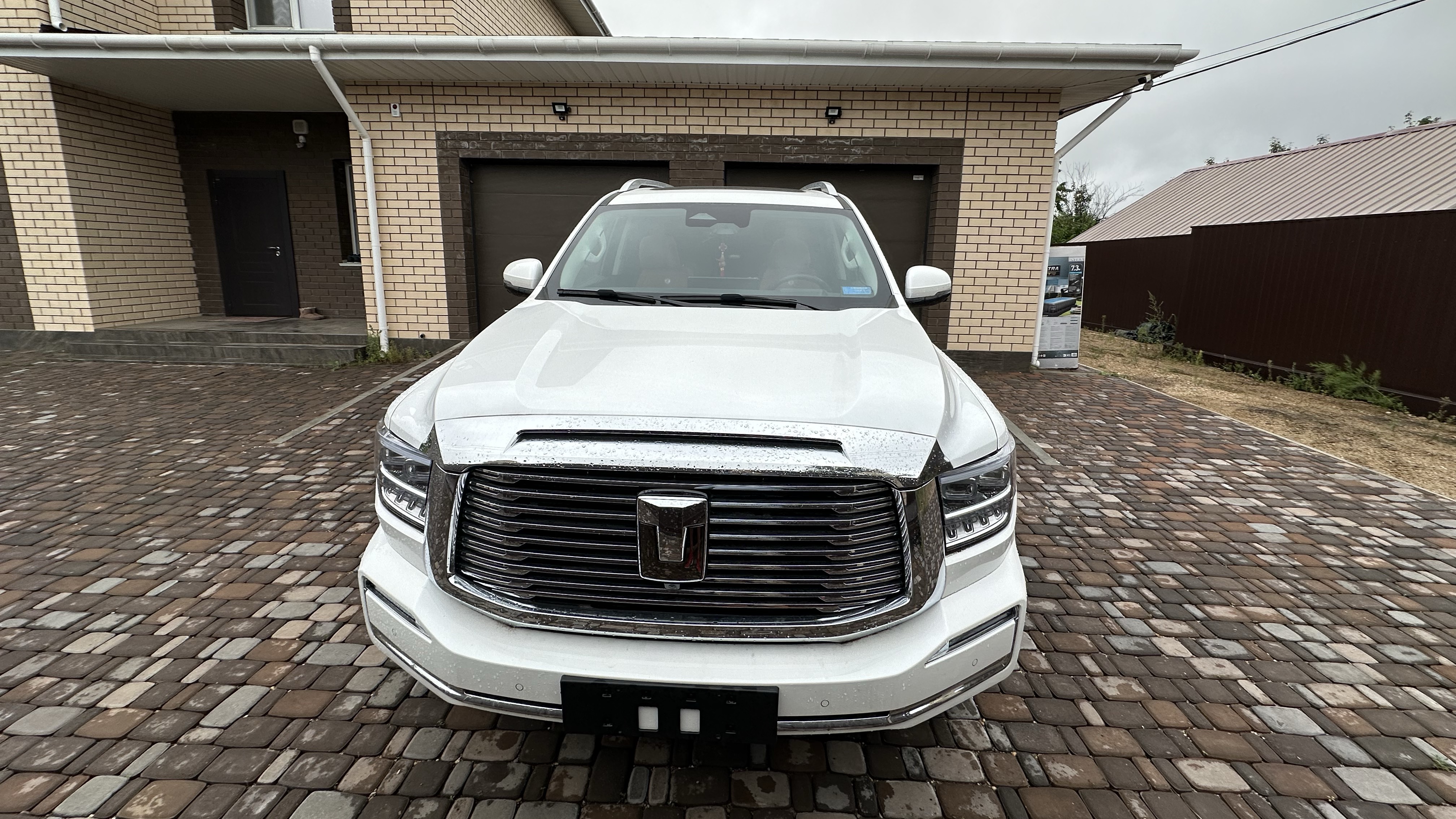 Tank 500 HEV 2.0T AT 4WD, 2023 г.в., Бензин, V-2000, Гибрид, Цена 6.500.000₽ смотреть онлайн