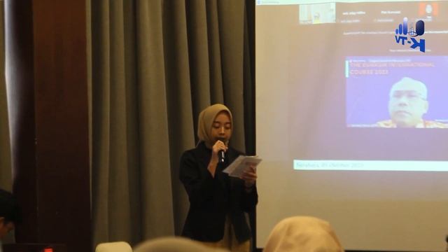 FH UTM Perkuat Internalisasi Nilai-Nilai Pancasila dan Nasionalisme kepada Generasi Muda смотреть онлайн
