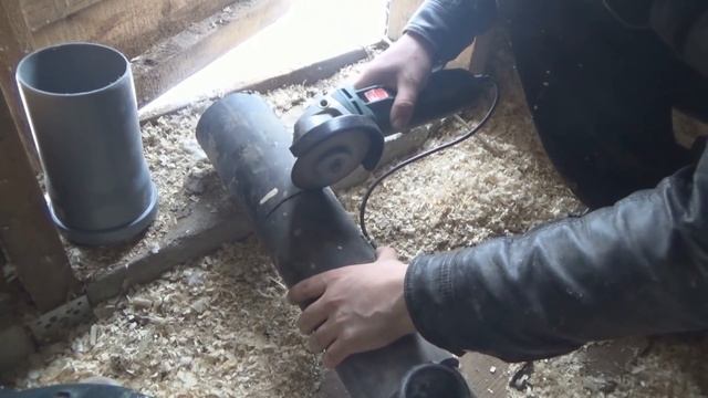 Делаем вытяжку в курятнике своими руками / Вентиляция курятника смотреть онлайн