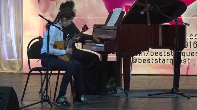 Инструментальное исполнение БАЛАЛАЙКА смотреть онлайн