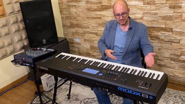 Nuevo Yamaha MODX+, vídeo exclusivo en español смотреть онлайн