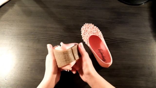 ТУФЕЛЬКИ ДЛЯ ДЕВОЧЕК смотреть онлайн