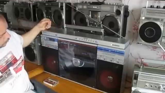 SHARP VZ-V20 МУЗЕЙ КАССЕТНЫХ МАГНИТОЛ 70-80Х смотреть онлайн