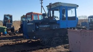 ХТЗ 181. Рабочие моменты. Одеваем гусеницы. т150к