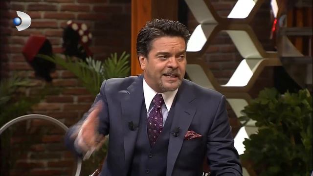 Şafak Sezer'in Muhteşem Takliti! - Beyaz Show