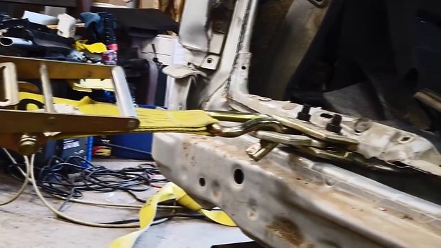 97 Subaru Legacy is getting some new cheeks!