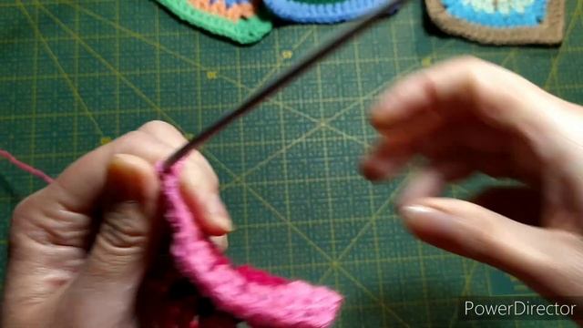 Мотив крючком. Бабушкин квадрат крючком. МК.