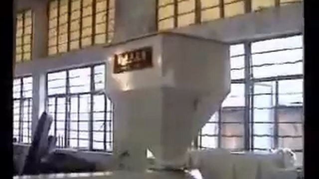 Плоскощелевой экструдер ПП, ПС плёнок и листов для производства одноразлвой посуды, стаканов смотреть онлайн