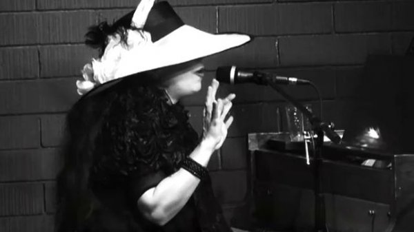 Злата Раздолина  -  Париж