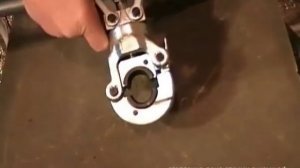 Металлопластиковые трубы  (монтаж, соединение)