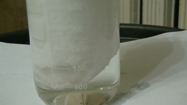 Растворение скорлупы яйца в азотной кислоте смотреть онлайн