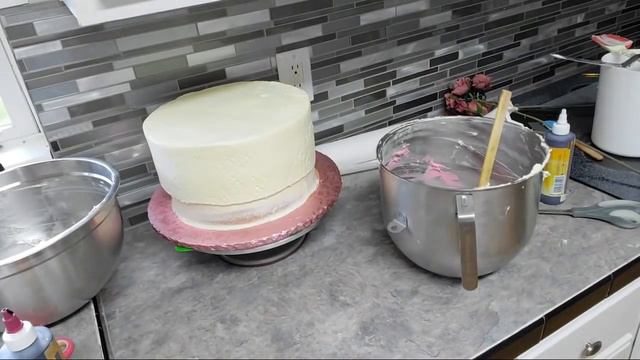 Pastel tonos rosados drip blanco Con Globo Y Flores artificiales para dama AzulCakes смотреть онлайн
