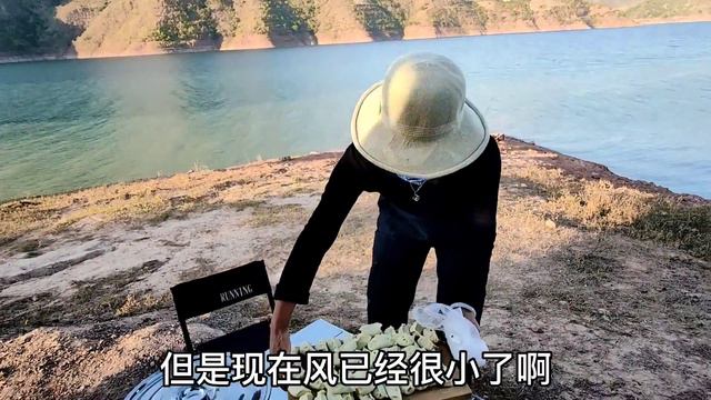 开房车游钓普洱糯扎渡第八天，老友相聚澜沧江，户外生活多姿多彩 смотреть онлайн