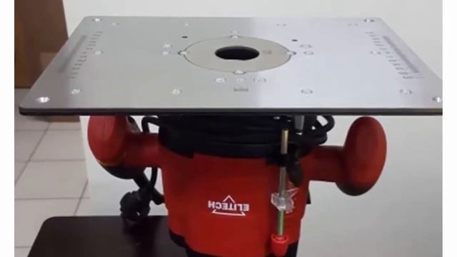 Отзыв от дачного столярного мастера на фрезер для фрезерования поделок из дерева ELITECH Ф 1800Э смотреть онлайн