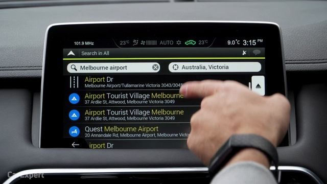 MG HS infotainment review: 10.1-inch with Apple CarPlay and Android Auto смотреть онлайн