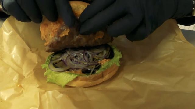 Доставка бургерной «вМЯСО»: тестируем на скорость и качество