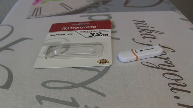 USB флешка Transcend 32Gb JetFlash 330 USB 2.0 Код товара: 82450 смотреть онлайн