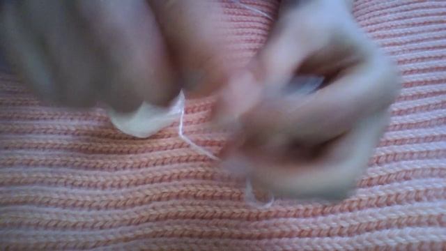 Вязание. Как набирать первый ряд на спицах? смотреть онлайн