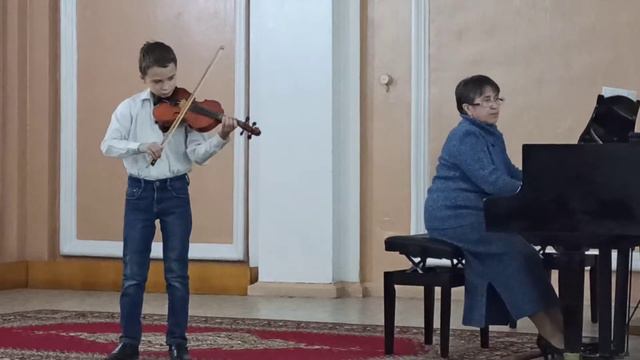 Л. ван Бетховен, Менуэт. исп. Гуков Матвей. класс Малютиной Л. И. Концертмейстер Назарова О. В.