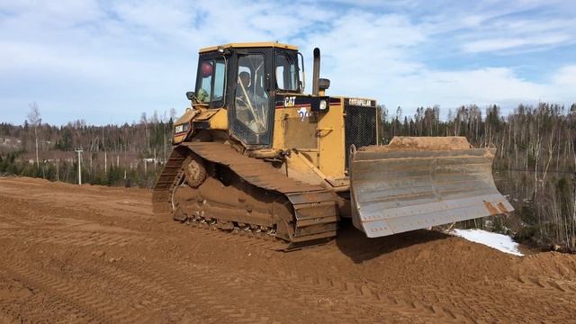 Работа бульдозера-планировщика и грунтового катка смотреть онлайн