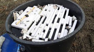 Поилка на для пчел на пасеке, с подогревом воды