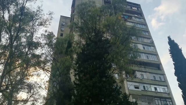 Абхазия 2021 Сухум 2021 Новый район по первому кругу. Окрестности русской школы № 20. Ностальгия смотреть онлайн