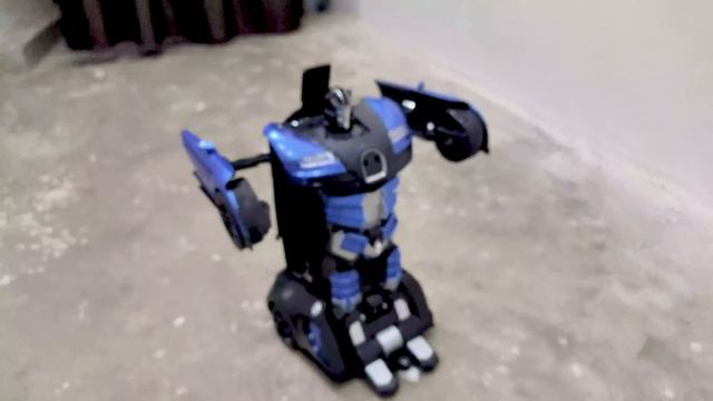 Kids Playing Transformer Rc Robot Car 2 in 1 Car Robot Toy Unboxing Rc BMW Car Unboxing With Charge смотреть онлайн