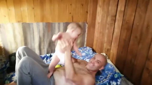 Вадим в 5 месяцев. Что только не сделаешь чтобы ребёнок не плакал смотреть онлайн