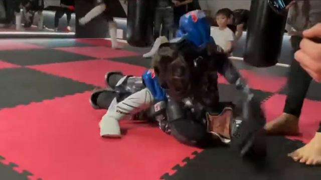 Абдул Малик Чемпион смотреть онлайн