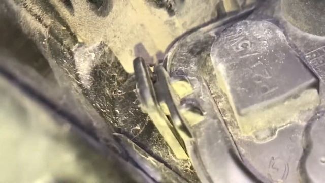 Рено Меган 3 замена лампочек в заднем фонаре! Megane 3 bulbs replacement 1.5 dci K9K. смотреть онлайн