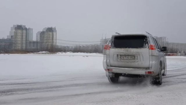 Едет ли Prado боком ? смотреть онлайн