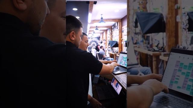 ?Кейс Барбершоп смотреть онлайн