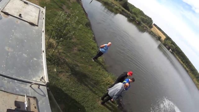 Зарыбление рыбой пруд в Воронежской области на рыбалке у Звягина смотреть онлайн