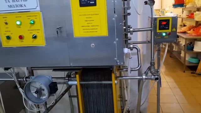 Пастеризатор-подогреватель молока для мини молокозавода производительностью 2000 л/ч ППМ-2,0 смотреть онлайн