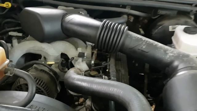 2000 Ford Excursion V10 cold start with Flowmaster 44 смотреть онлайн