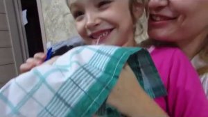 как вырвать молочный зуб дома без боли, how to pull out a milk tooth at home without pain