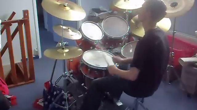 Golden earring-drumcover смотреть онлайн