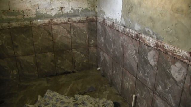 Работа в санузле и отсыпка фундамента смотреть онлайн