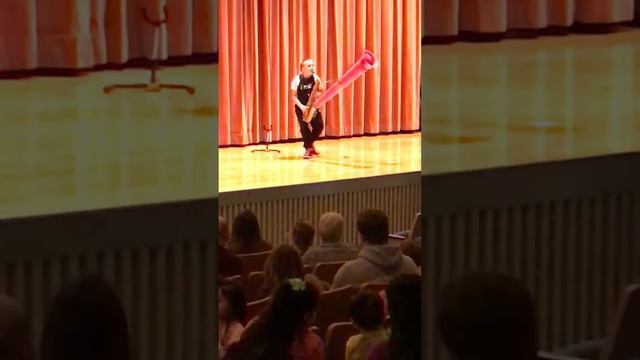 Traffic cone talent show at Neff elementary school by ty Ferris on traffic cone Saxophone 🎷 смотреть онлайн