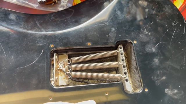 The Legend of the 1994 Fender "Black Label" Squier Series Stratocaster - History and Restoration! смотреть онлайн