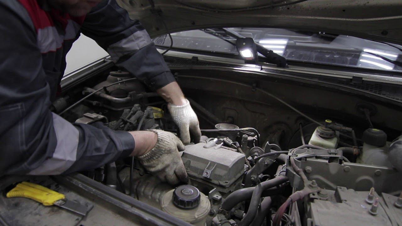 Регулировка клапанов Lada Largus 1.6 8V смотреть онлайн