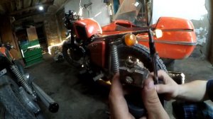 Амортизатор  с Автомобиля ВАЗ- на Мотоцикл ИЖ . (работает как На Японце)