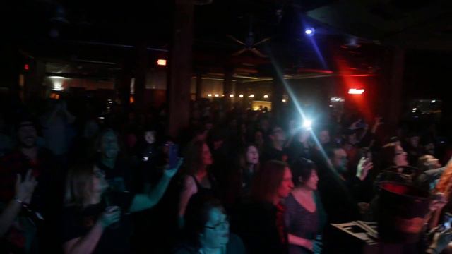 Thee Rock N' Roll Residency Hot For teacher Ray Luzier Mark Slaughter смотреть онлайн