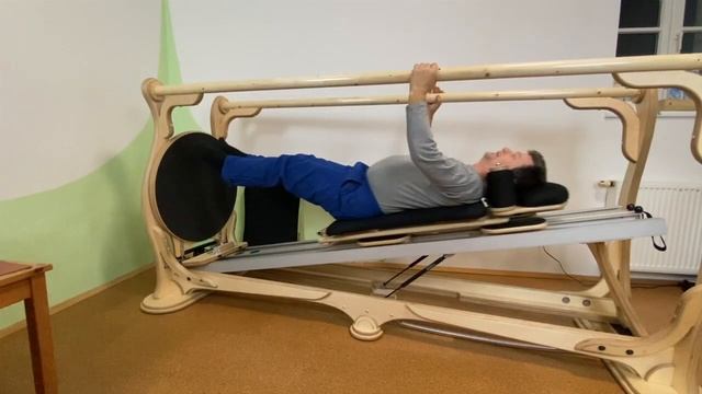 Jumping Stretching Board im STUDIO mit DREH смотреть онлайн