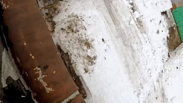 ХОЗЯИН ГАРАЖА ЧУТЬ НЕ НАКАЗАЛ МЕНЯ... смотреть онлайн